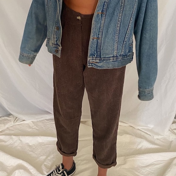 High Waist Corduroy Pant - Picture 5 of 9